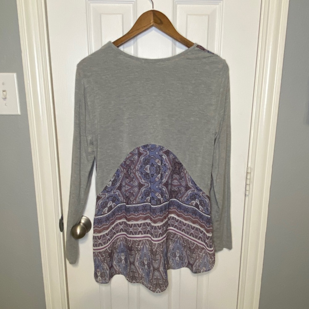 Democracy Womens Large Mixed Media Paisley High Low Boho Top Grey Purple - Picture 3 of 4